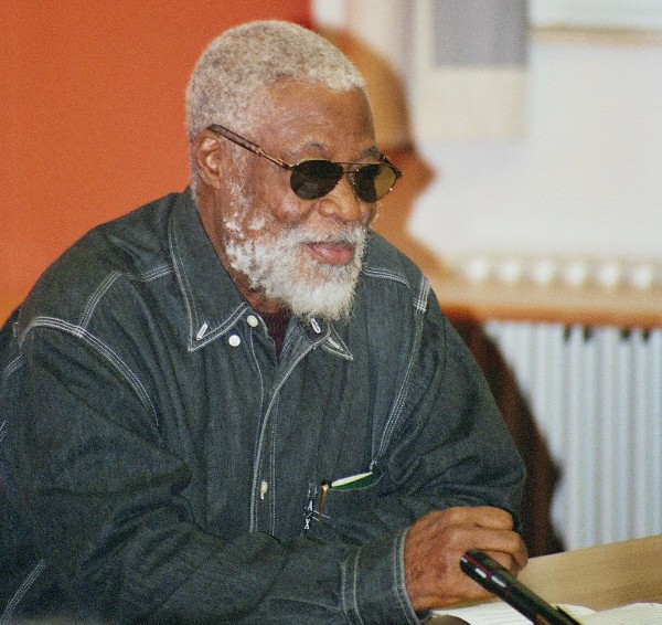 Akinwumi Isola